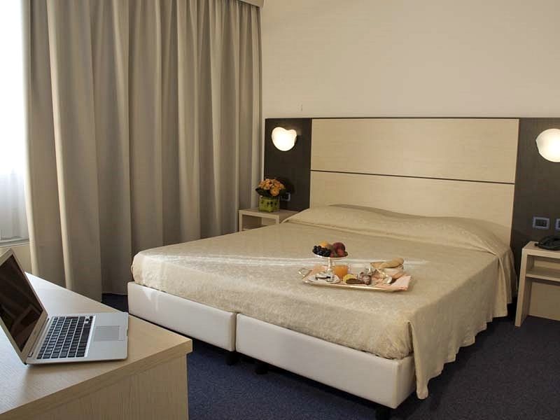 Ducale Hotel 4*